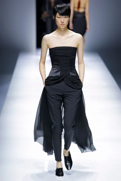 Look 5